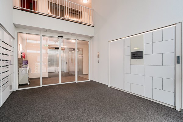 Medium property photo - Nida Senffstraat 11, 1095 MX Amsterdam